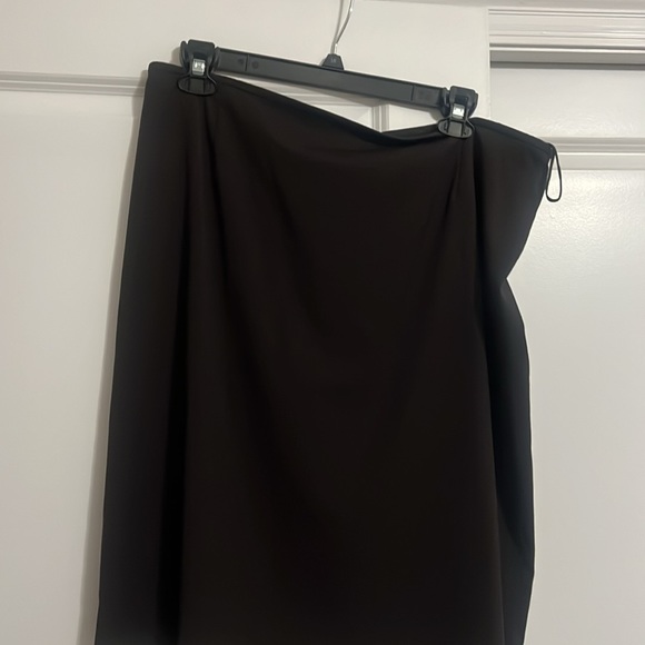 Alex Marie size 18 dark brown suit with skirt - Picture 7 of 13